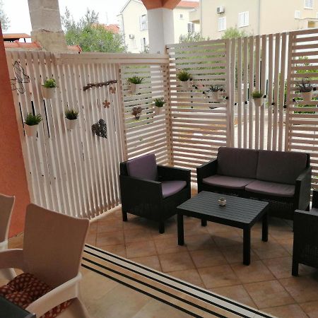 Apartman Mira Žaborić Exterior foto