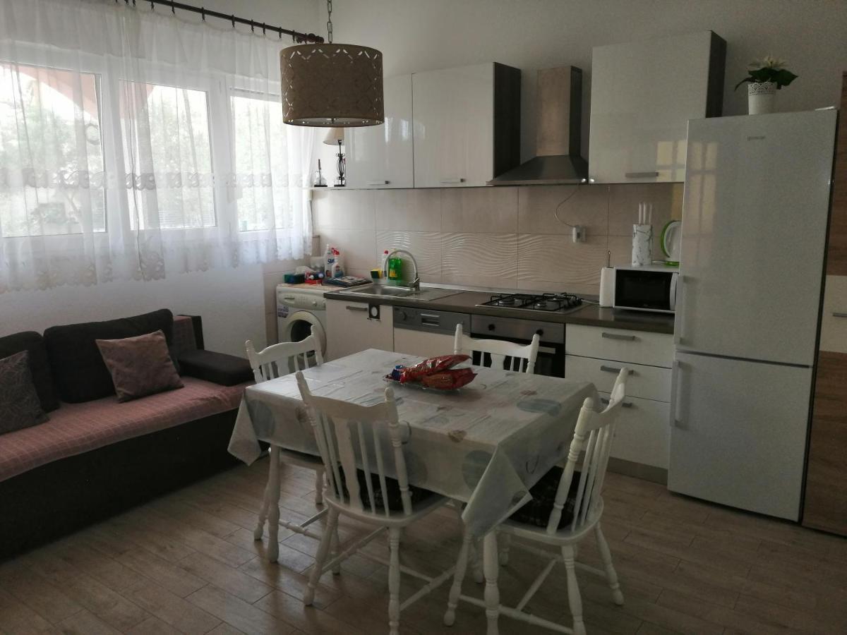 Apartman Mira Žaborić Exterior foto