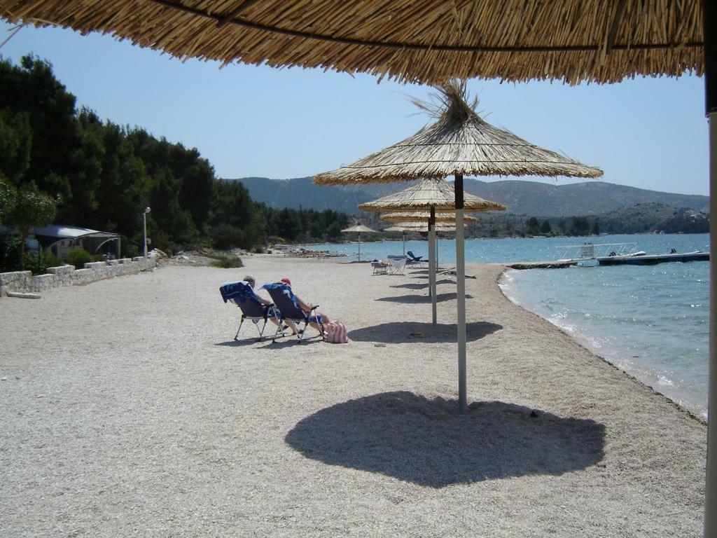 Apartman Mira Žaborić Exterior foto